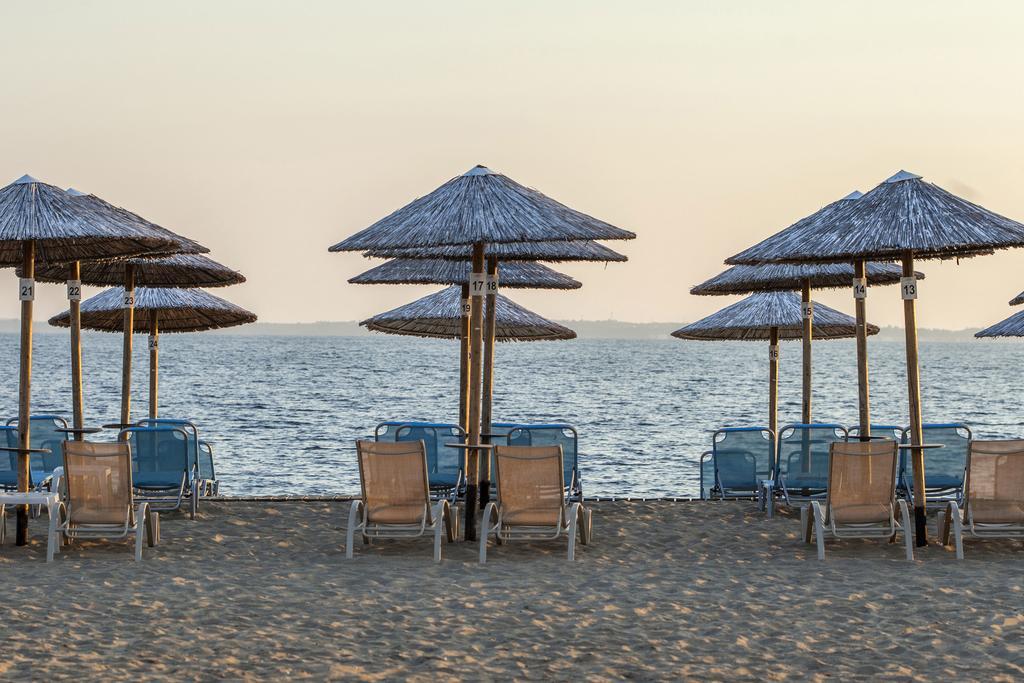 Coral Blue Beach Hotel Gerakini Bagian luar foto